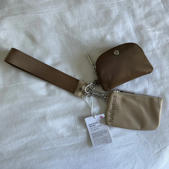 45🆕 Lululemon Dual Pouch Wristlet Allspice Trench - Picture 1 of 5